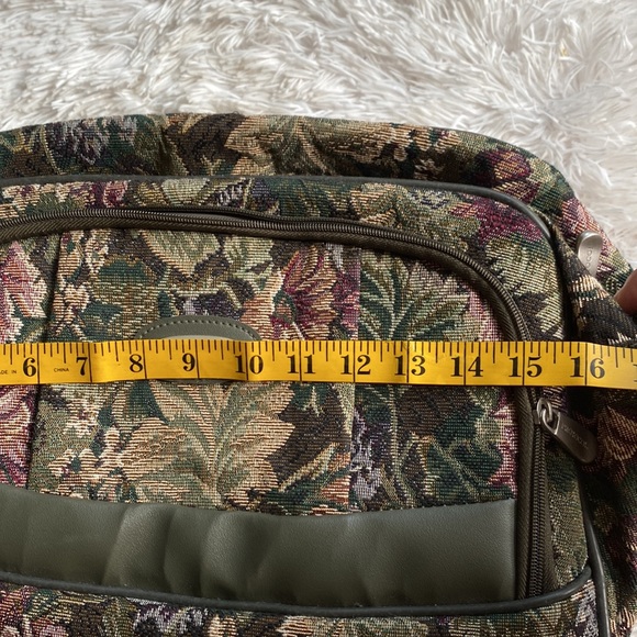 New under the seat tapestry floral carry on  bag - Picture 7 of 12